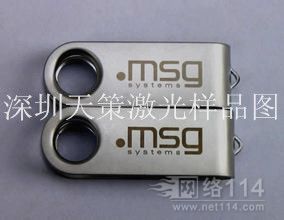 金屬U盤激光鐳雕機與氧化鋁U盤打黑激光打標機 價格、廠家及電子產品配件應用解析